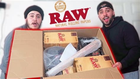 ceo of raw papers.